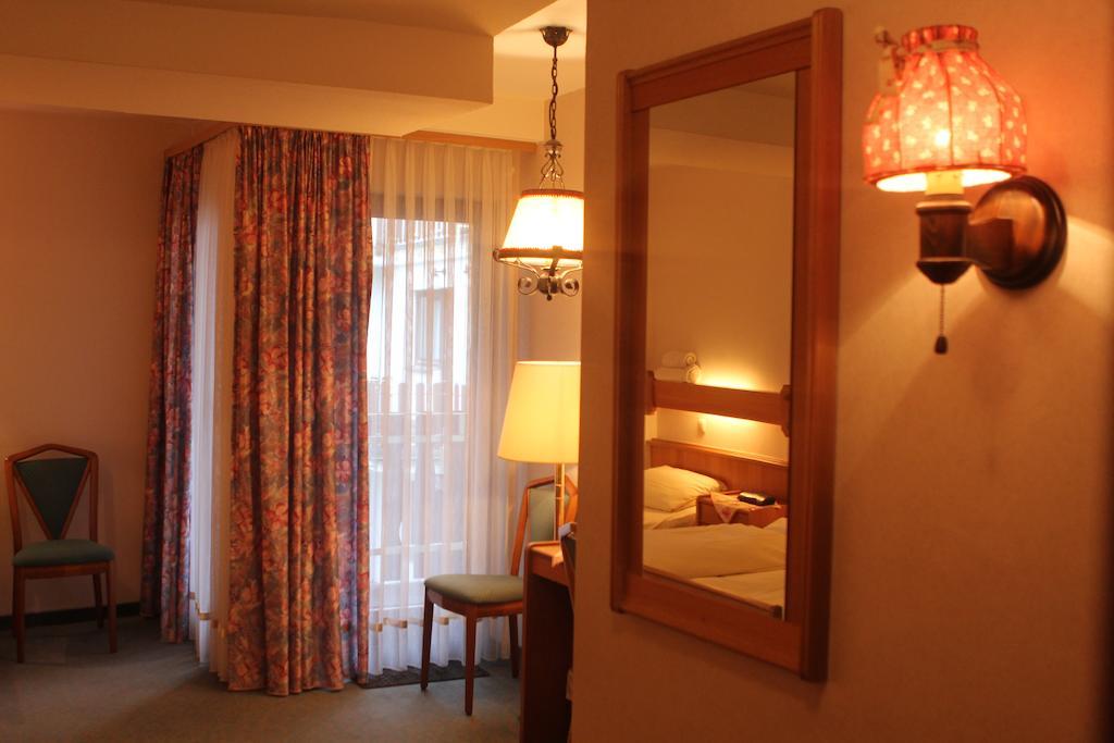 Pohl'S Rheinhotel Adler Sankt Goarshausen Ngoại thất bức ảnh